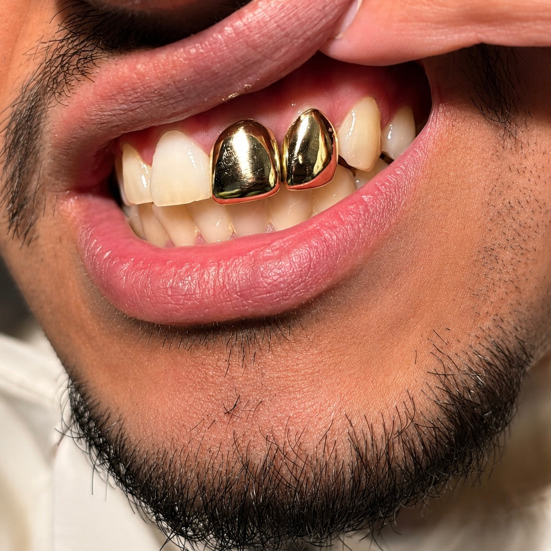 2 Gold Teeth